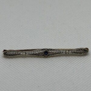 Vintage 14k real gold and sapphire and real pearls brooch